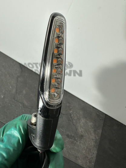 Triumph TIGER 900 GT PRO 2022 Indicator LED Scrolling 6337 Miles 2020-2023 OEM