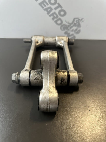 BMW S1000R REAR SHOCK LINKAGE BMW S 1000 R Rear Linkage 2014-2020 7716227 OEM