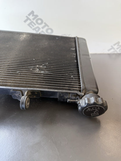 TRIUMPH TRIDENT 660 Radiator And Fan 2021-2024 Water Tight But Slight Kinked OEM