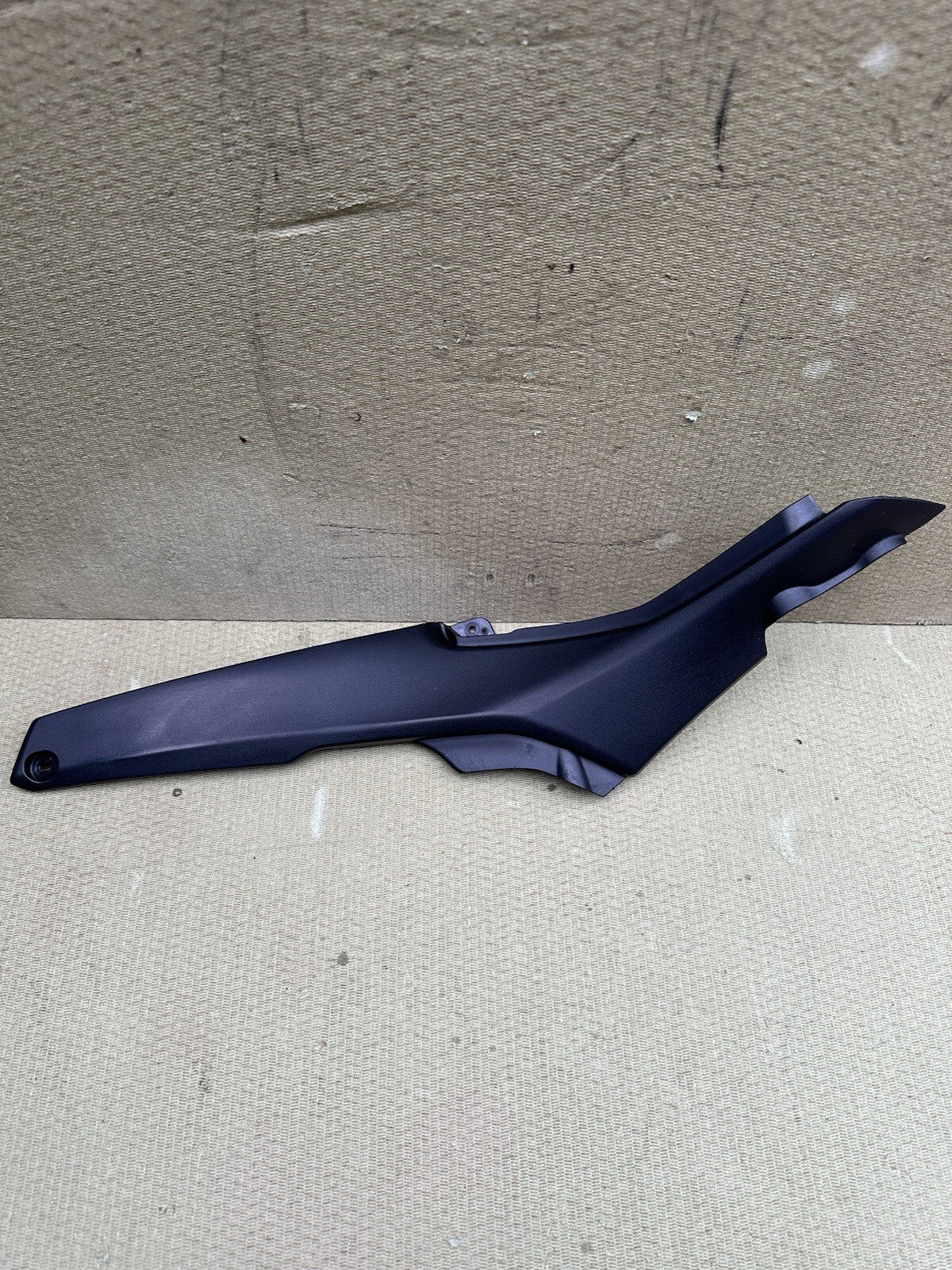 Yamaha Yzf R7 Yzf690 2022-2023 Left Side Fuel Tank Infill Fairing R7 Left Infill