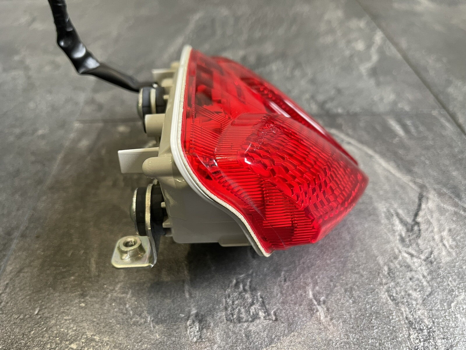 Suzuki GSXR 750 2013 L3 Rear Light Brake Light GSXR 600 2011-2018 L1-L8 OEM
