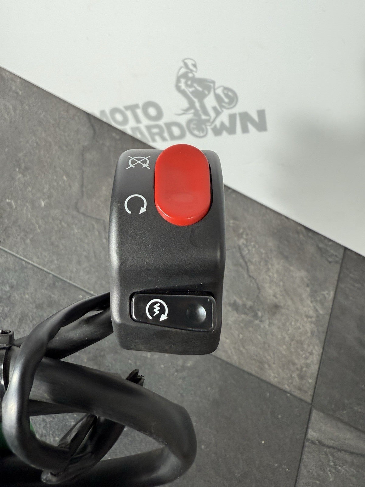 69e2f9b6-3dc2-4f54-8dea-486cd5c32573