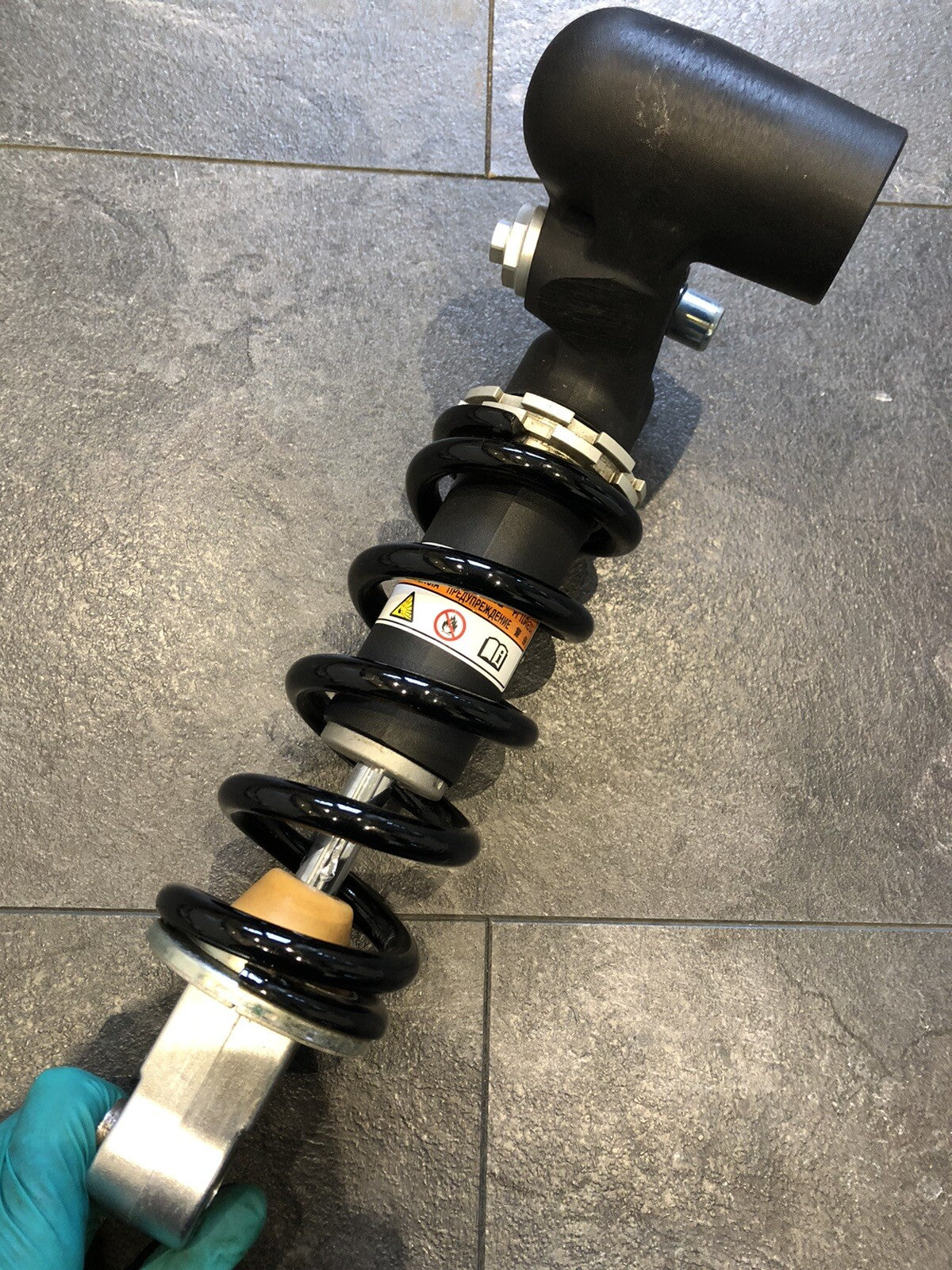 Suzuki GSXR 1000 2020 SHOWA Rear Shock Absorber 2017-2020 OEM L7 L8 L9