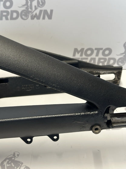 TRIUMPH STREET TRIPLE 675R SWINGING ARM SWING ARM 2011 675R Swing Arm OEM