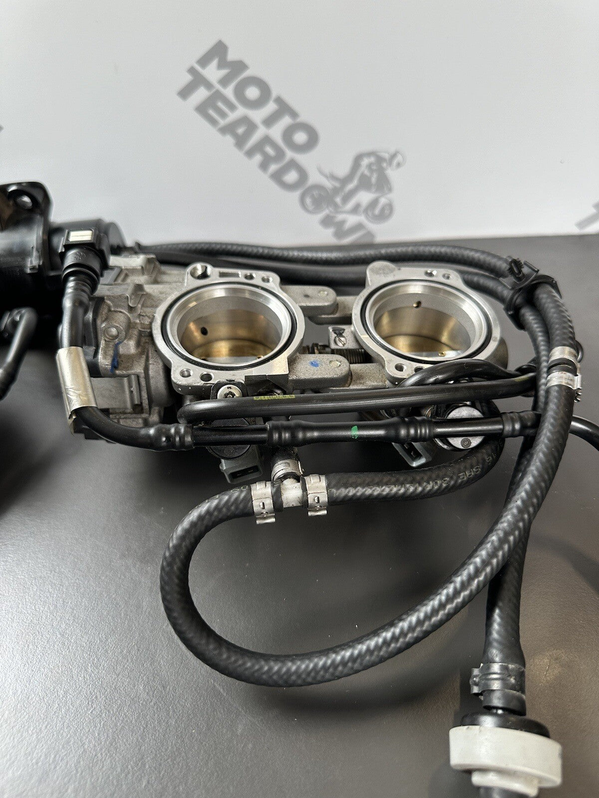 APRILIA TUONO V4 1100 FACTORY Throttle Bodies - 8573046 2017-2020 Front And Rear