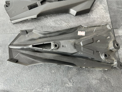Kawasaki Z800 ABS 2016 Side Fairings Infill Panels  12691 Miles 2013-2018 OEM