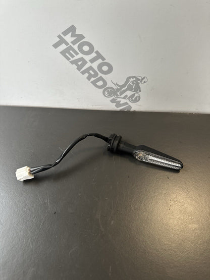 YAMAHA MT-03 Right Front Indicator BAT8332000 YAMAHA MT03 Front Right Indicator