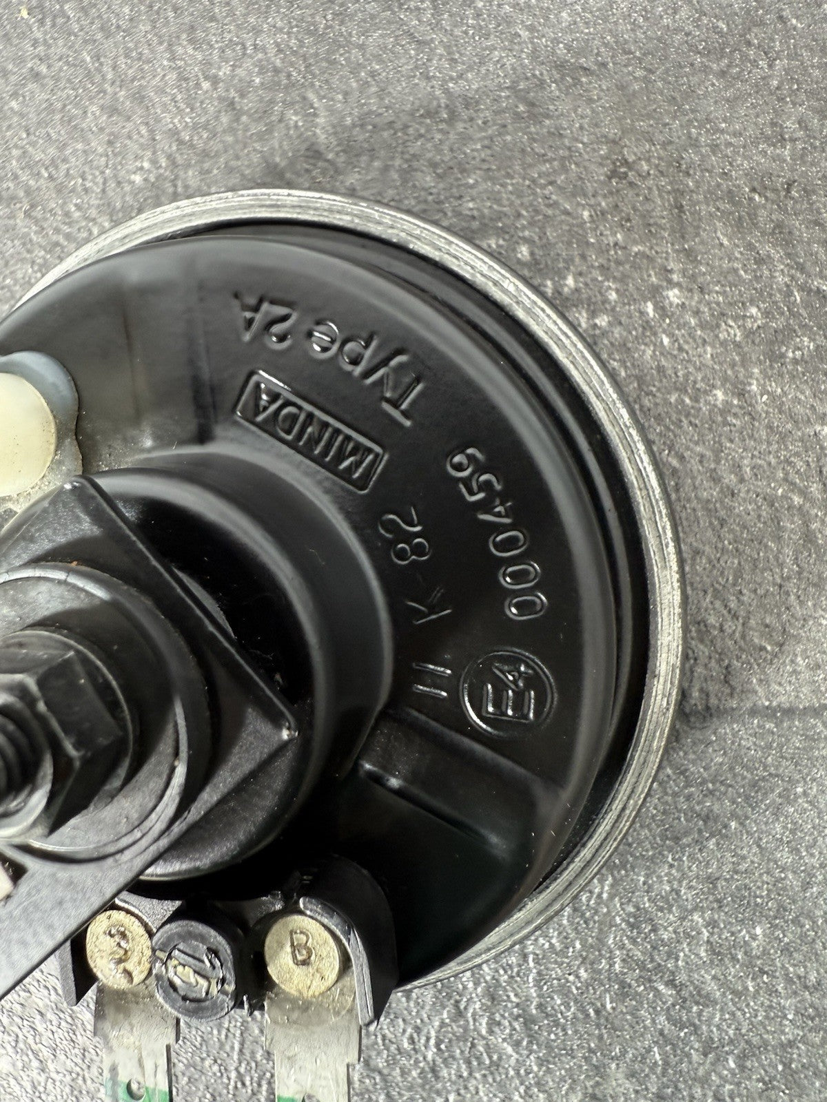 b5c425ee-09d2-4ee7-b12a-a96448ed8e2d