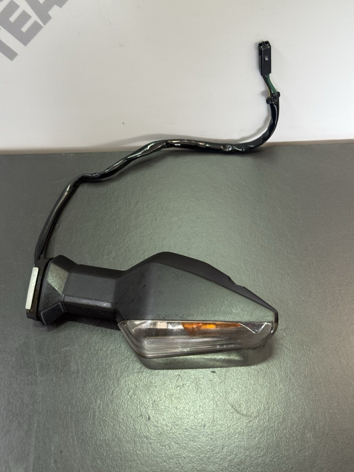 4e318716-33f2-476e-9d78-e6af9f050fe3