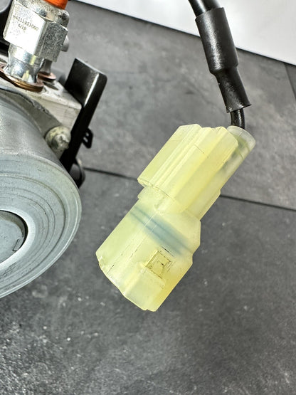 KTM 790 Duke 2020 ABS Brake Pump Actuator Regulator 3766 Miles 2018 2019 OEM