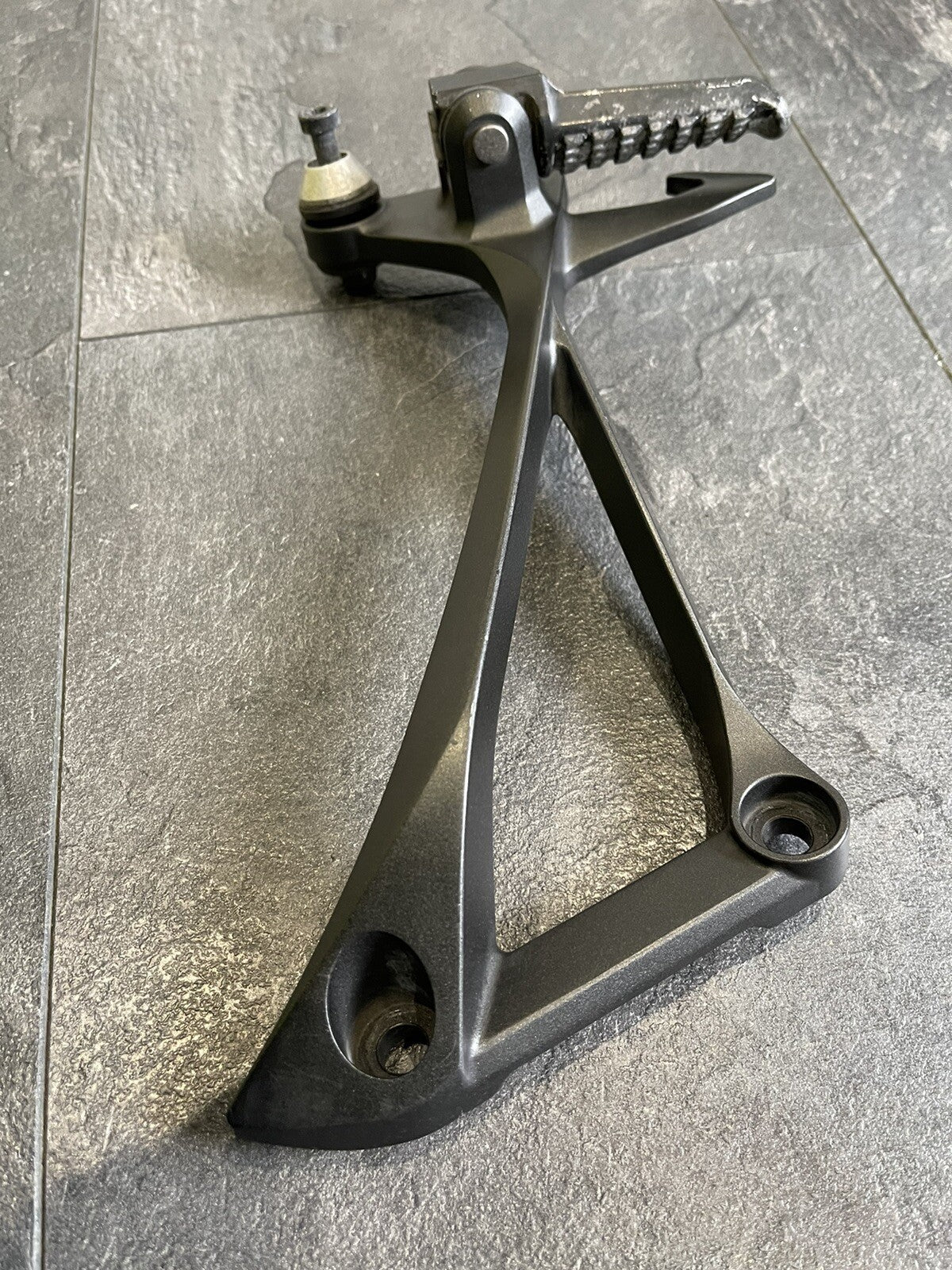 Kawasaki Ninja ZX10R 2016 Right Pillion Footrest Exhaust Hanger 2017-2020 18266m