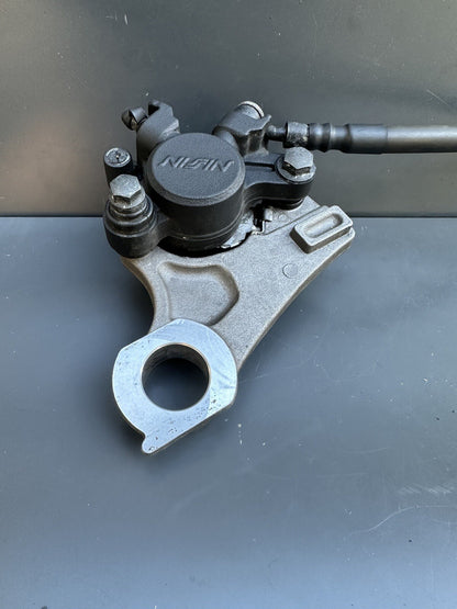 YAMAHA YZF R1 REAR BRAKE CALLIPER CALIPER WITH HANGER BRACKET 09-14 OEM R1 Brake