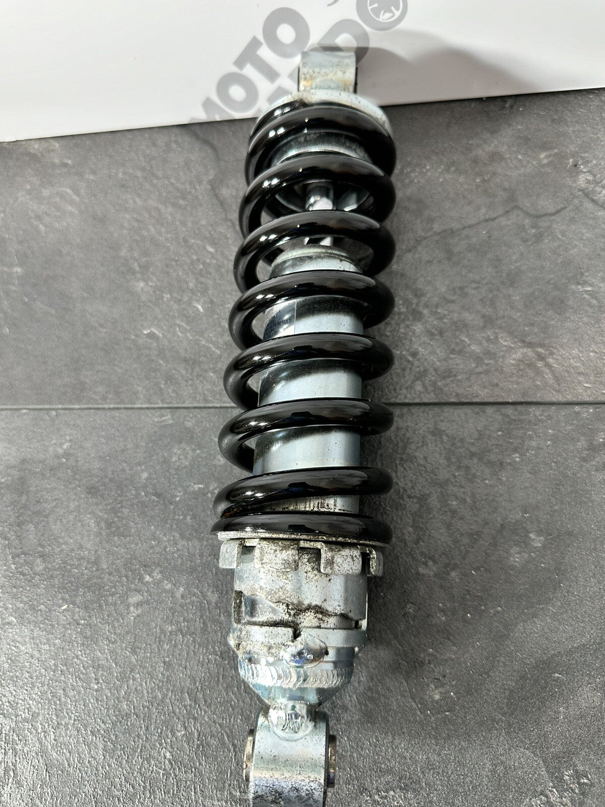 Triumph Trident 660 2022 SHOWA Rear Shock Absorber 2962 Miles 2021-2024 OEM