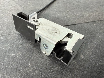 8d530196-37db-40fb-a8d2-204061bdfcc6