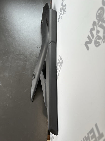 YAMAHA MT03 CHAIN GUARD YEAR 2020 Yamaha MT-03 Chain Guard 1WDF23110100 OEM