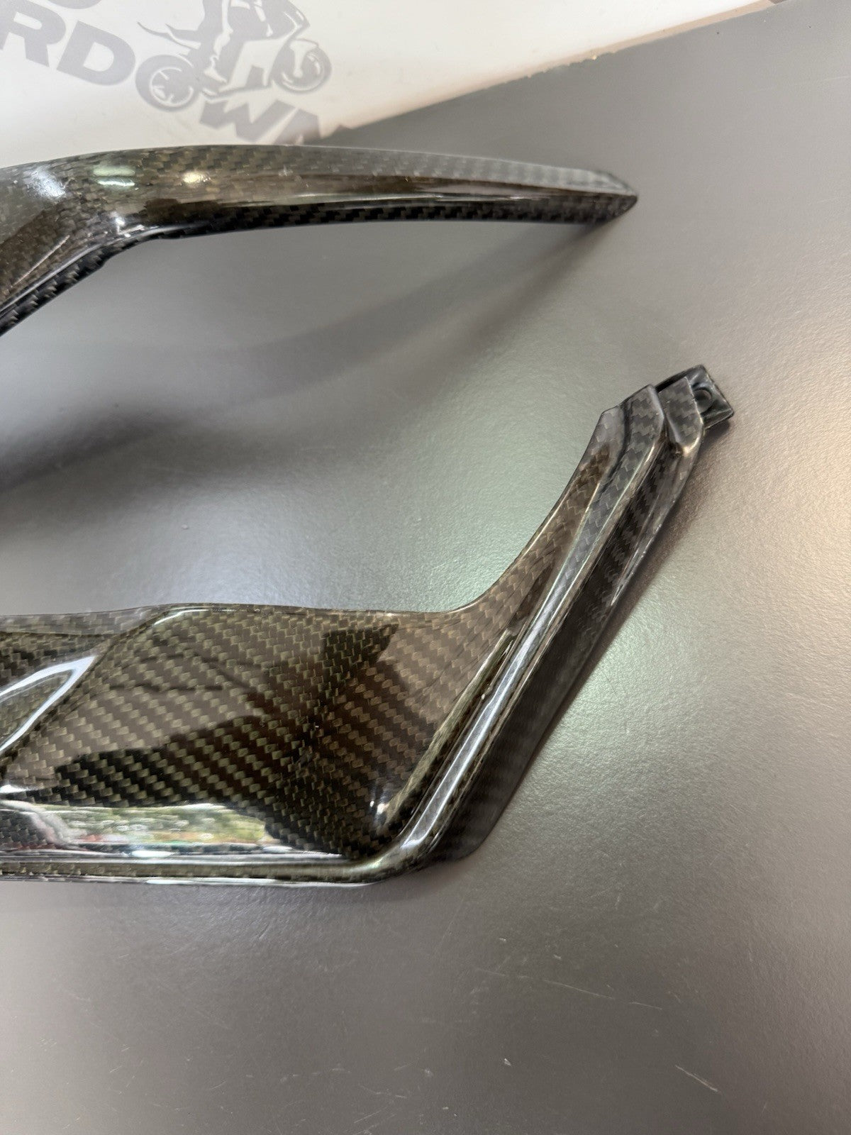 ef8b53f4-944a-41cf-8b84-287290250b92