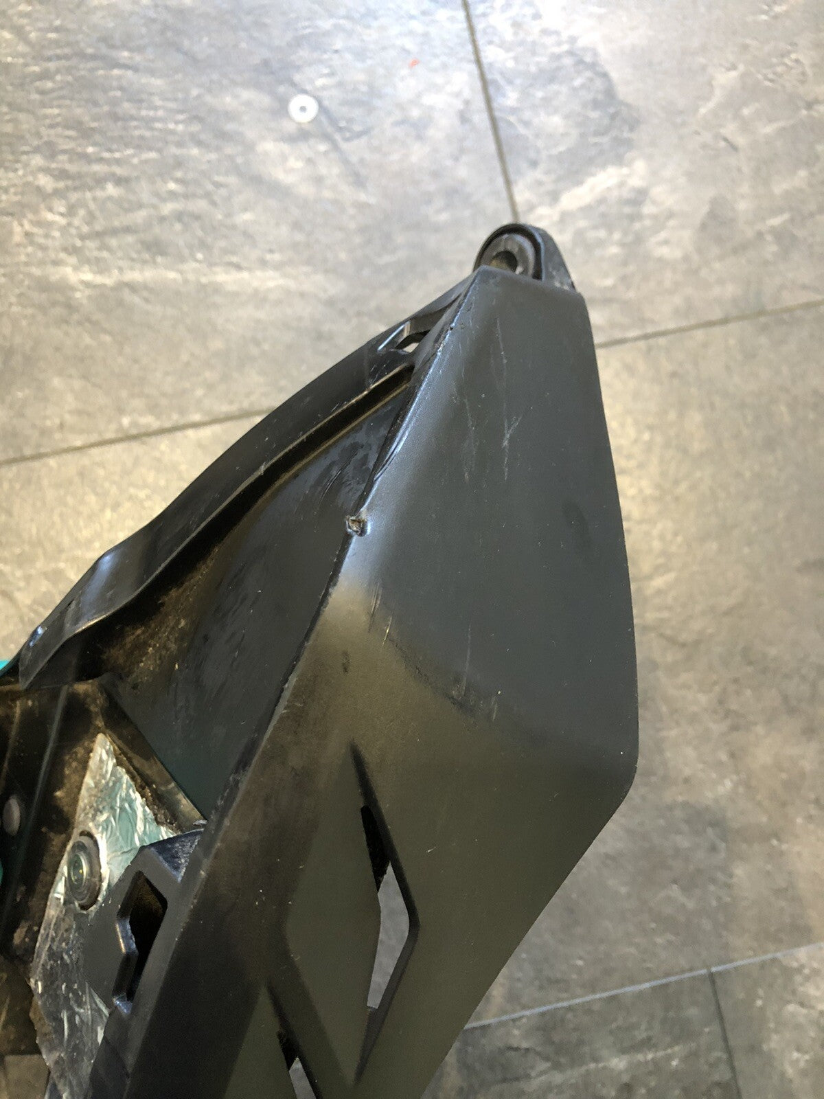 Yamaha MT10 SP 2018 Left Side Fairing ECU Holder Bracket Only 5800 Miles R1 2CR