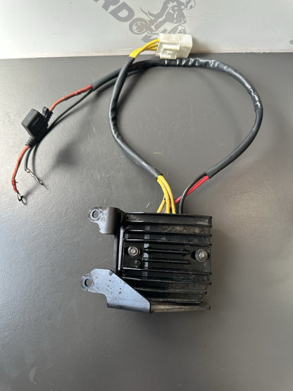 TRIUMPH STREET TRIPLE 675R Regulator Recitfier 675R Regulator Rectifier 62,378