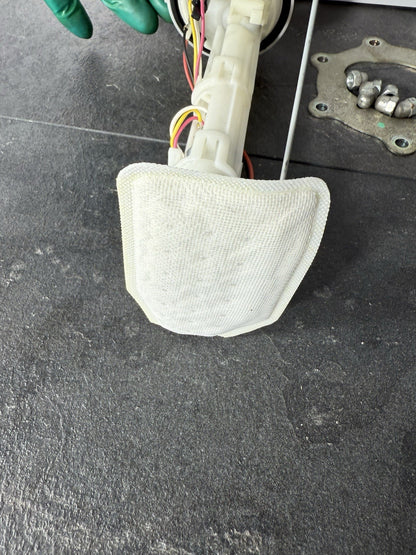 Yamaha YZF R125 R 125 2014 Fuel Pump Petrol Pump 26983 Miles 2008-2018 OEM