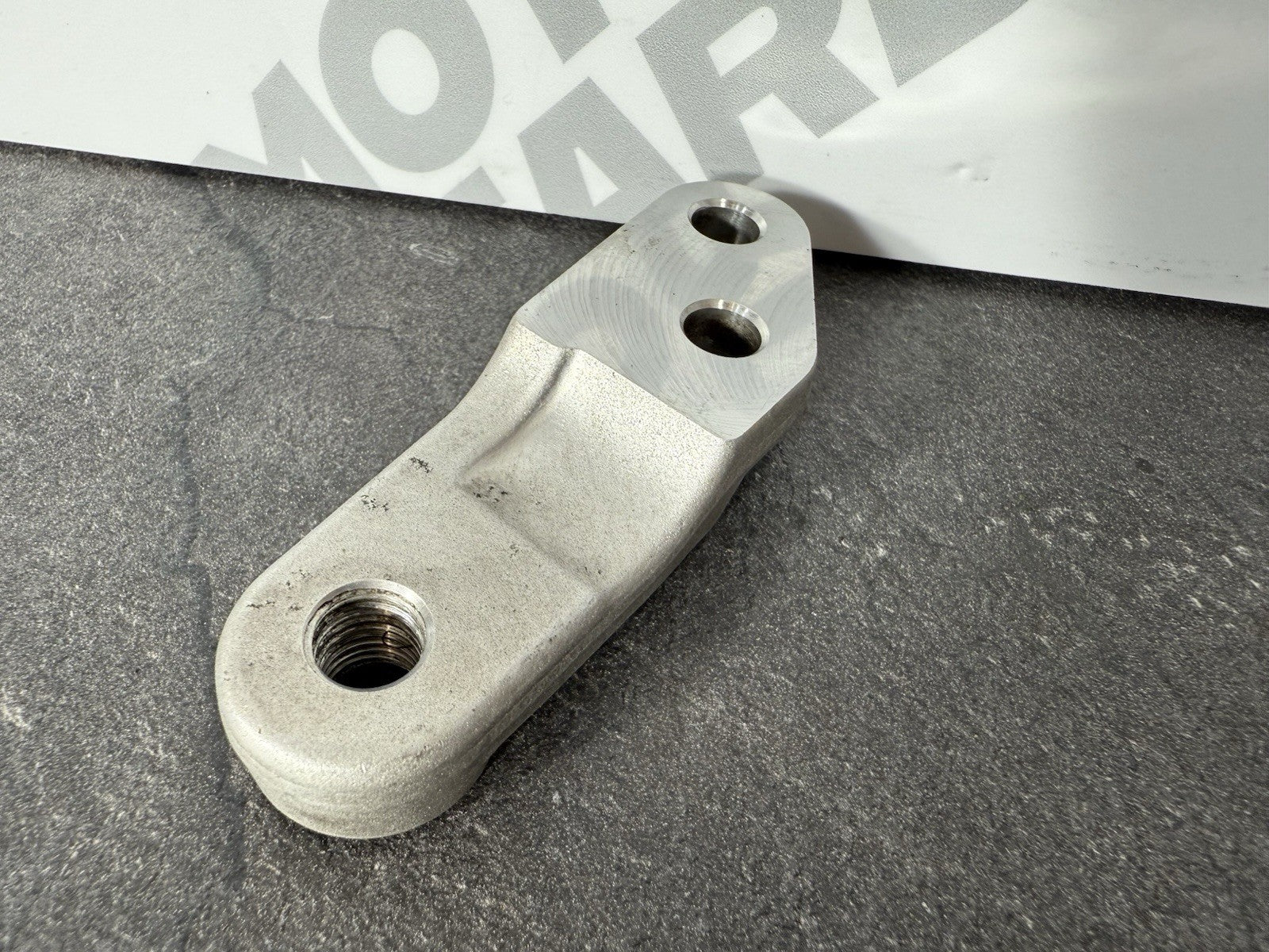 Suzuki GSXR 1000 2018 Gear Shift Mount Bracket 2017-2025 OEM MM
