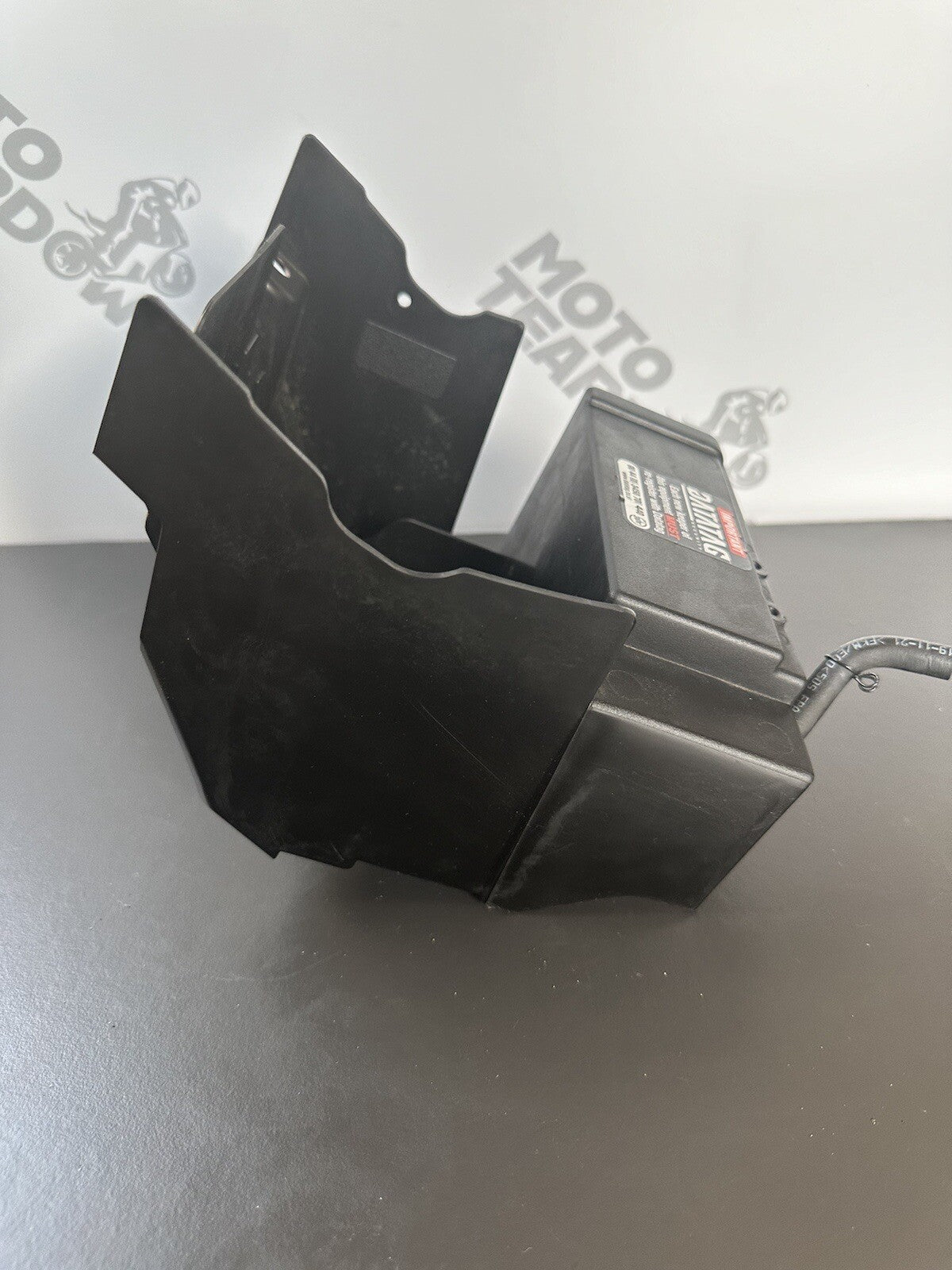 Kawasaki ZR900 Z900 ABS 2022 Carbon Emissions Canister & Battery Box 32097-0045