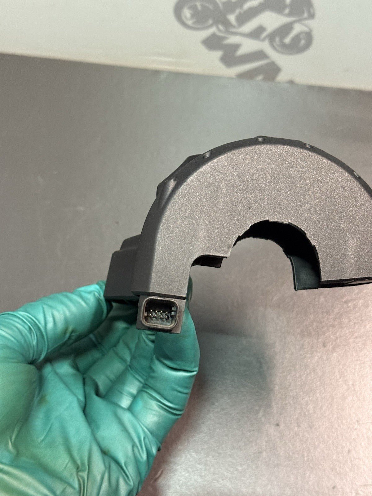 dbf5bbd9-2c2c-4d97-a77d-7d80cde6a0fc