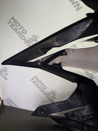 b8944272-8d07-4dbf-825a-6d91b053ae09