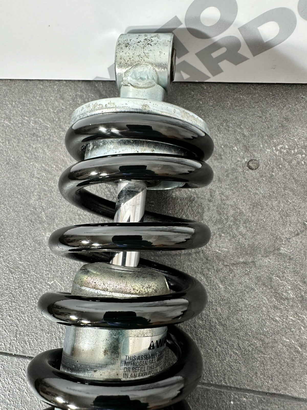 Triumph Trident 660 2022 SHOWA Rear Shock Absorber 2962 Miles 2021-2024 OEM