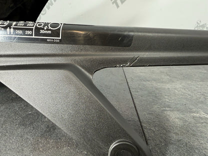 b695f973-b2eb-4542-9bb2-f509623376ff