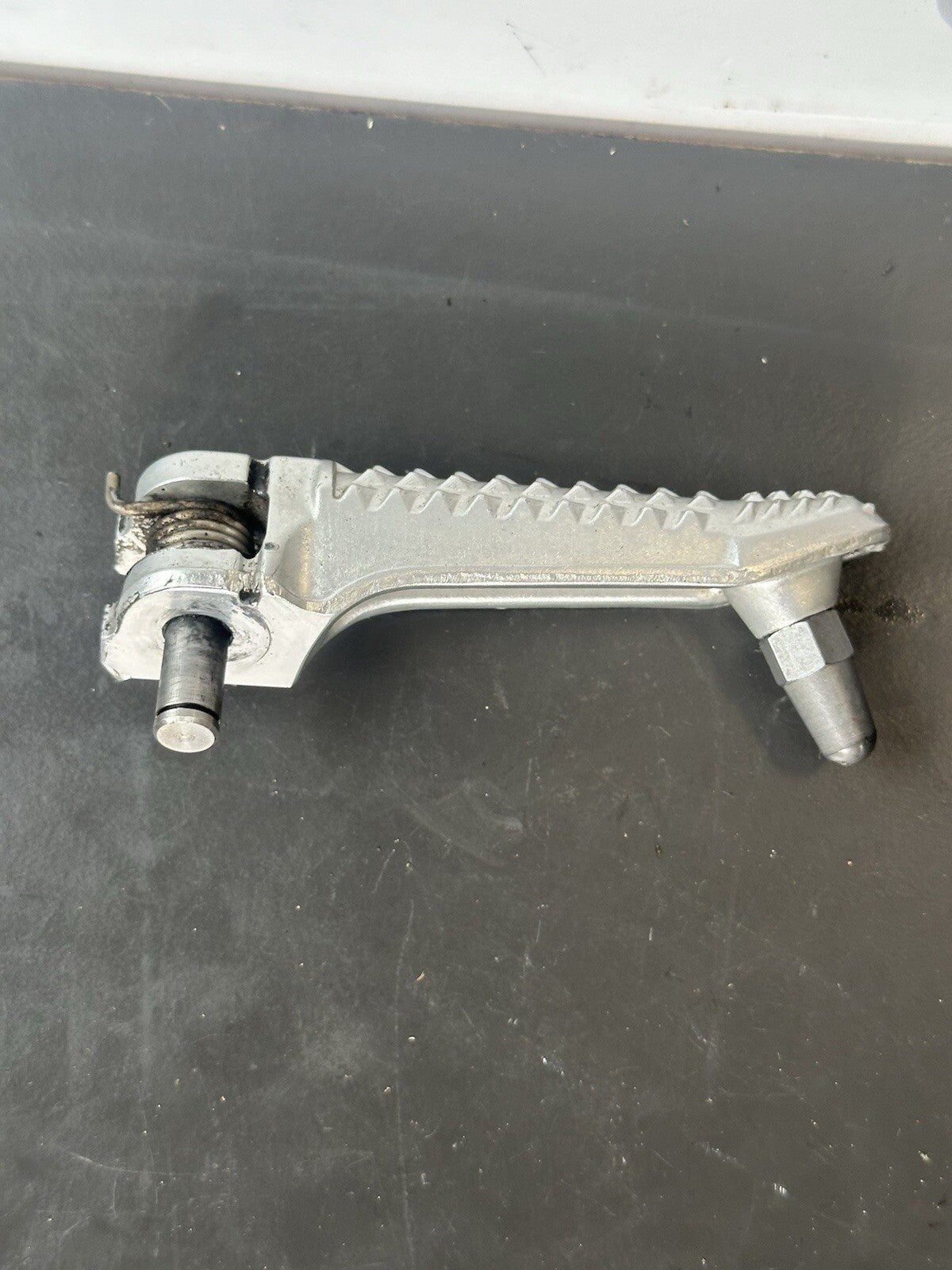 BMW S1000R right front riders footrest foot peg 7708632 2014-2020 RT FOOT PEG