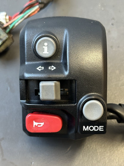 Triumph Street Triple 765S Left Switch Gear LHS LEFT 2017-2019 SPARES / REPAIRS