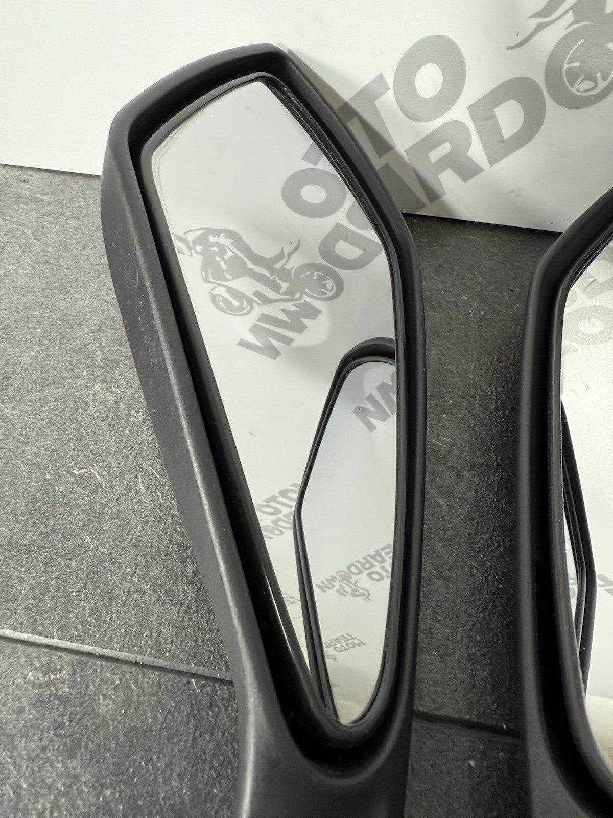 b990209c-8046-457f-aa99-8fcb5cc8963e