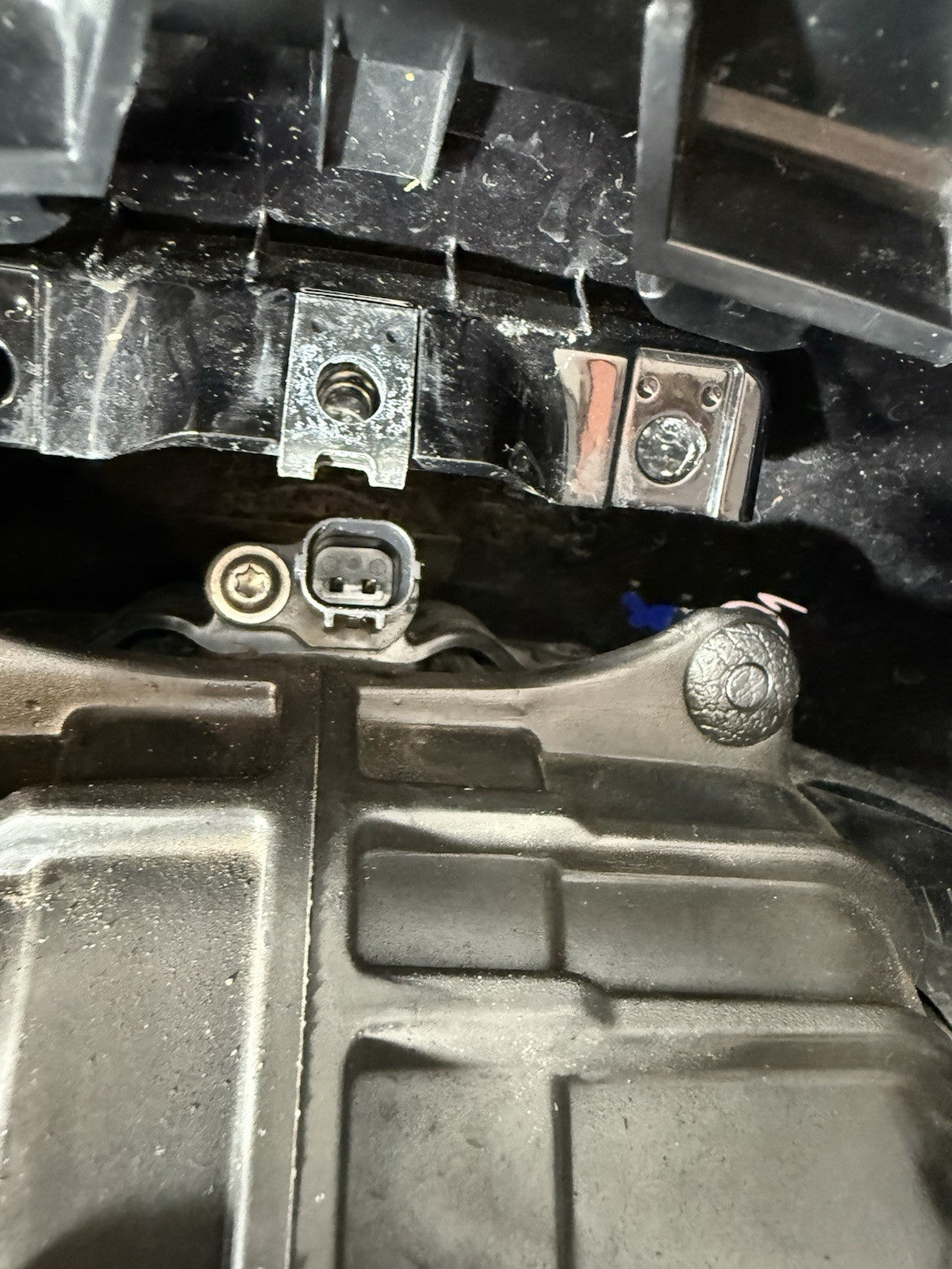 121b6afd-00bf-44a6-8f8c-85a6a4086591