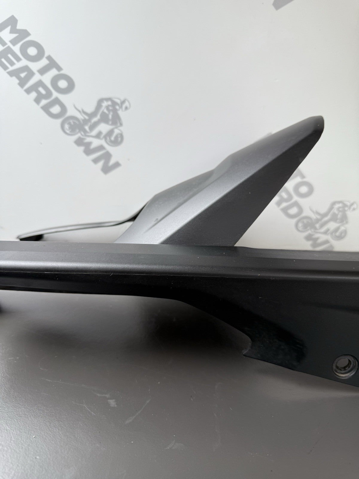 TRIUMPH TRIDENT 660 Rear Mudguard Rear Hugger Chain Guard 2021-2024 T2053300 OEM