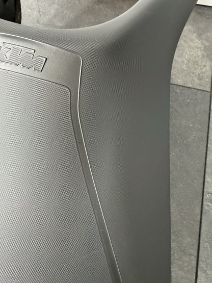 75c589b9-6c2e-46c7-91f7-f47a88af121d