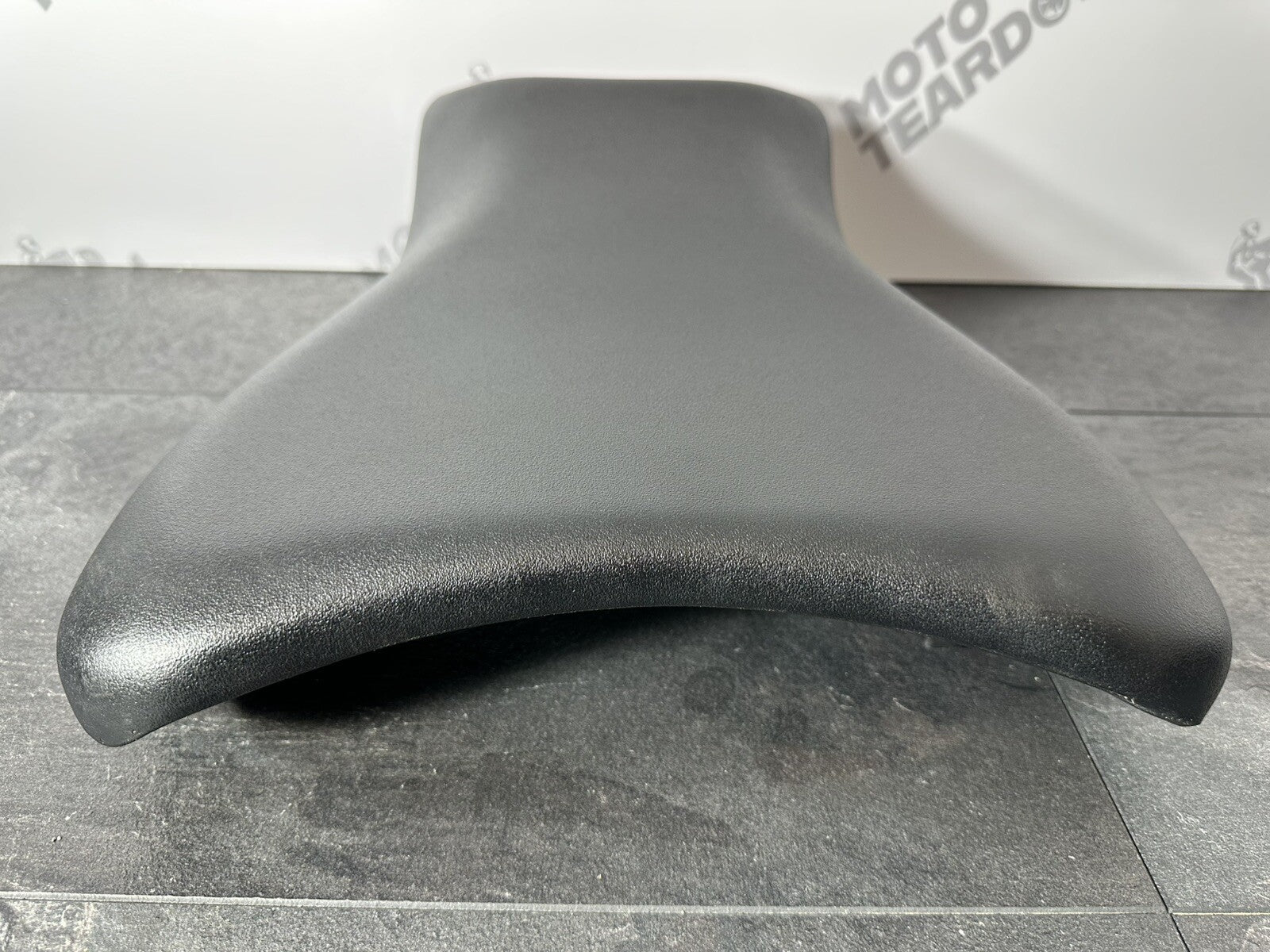Suzuki GSXR 1300 2016 HAYABUSA Seat Riders Seat Front Seat 18408 Miles OEM