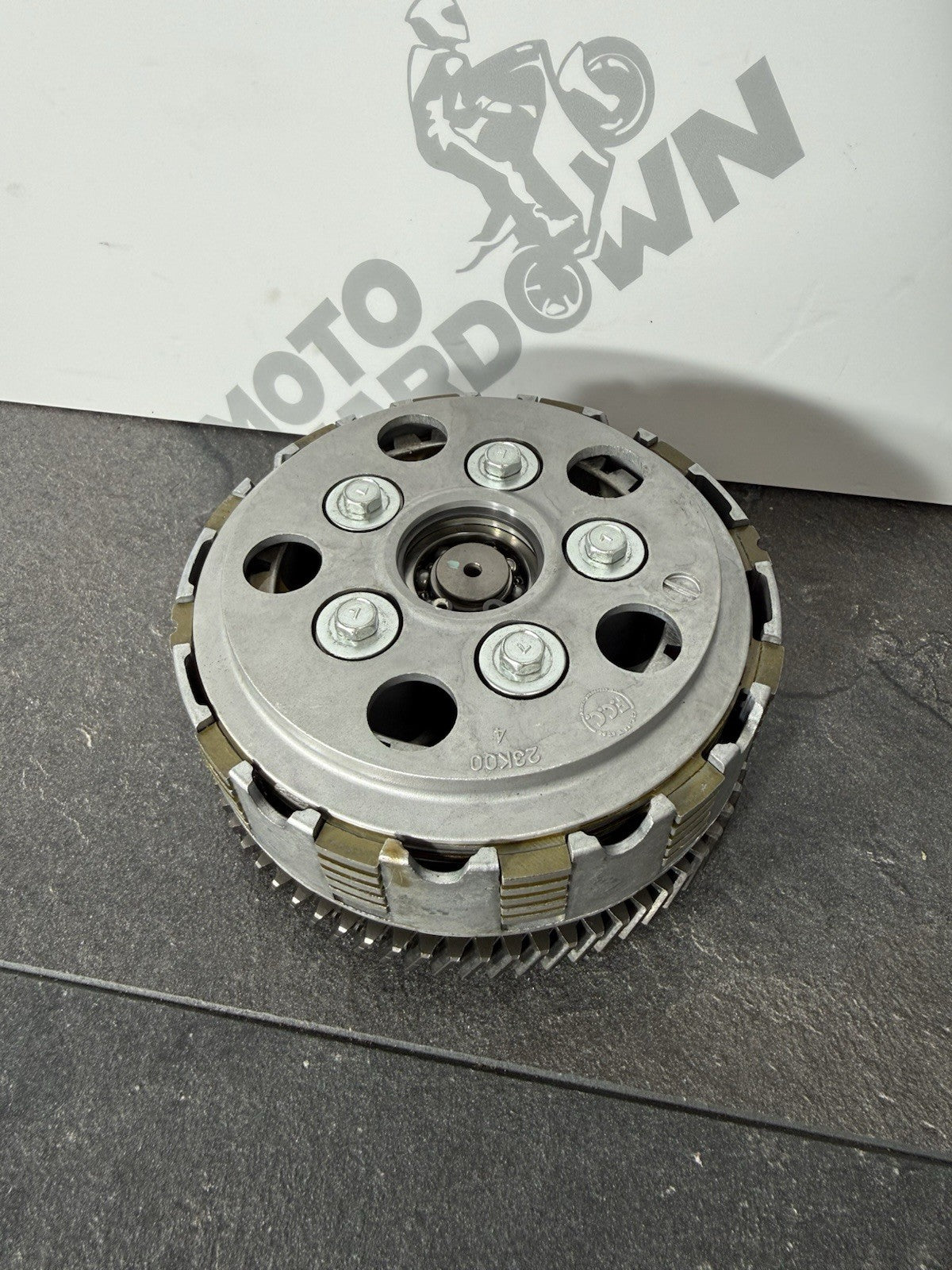 b35b2e6c-625c-4967-81e5-9775493e8a8f