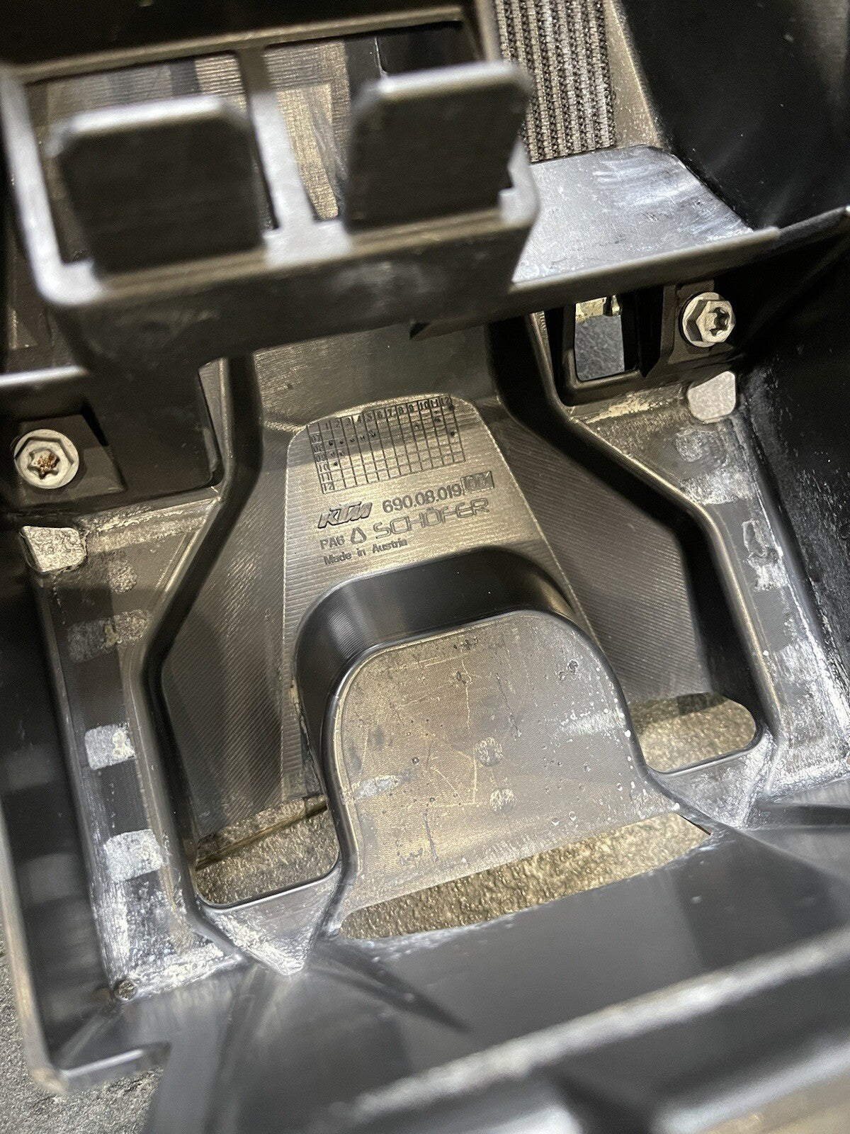 KTM RC8 RC8R Subframe Undertray Battery Tray 2012 Only 12547 Miles OEM Superduke