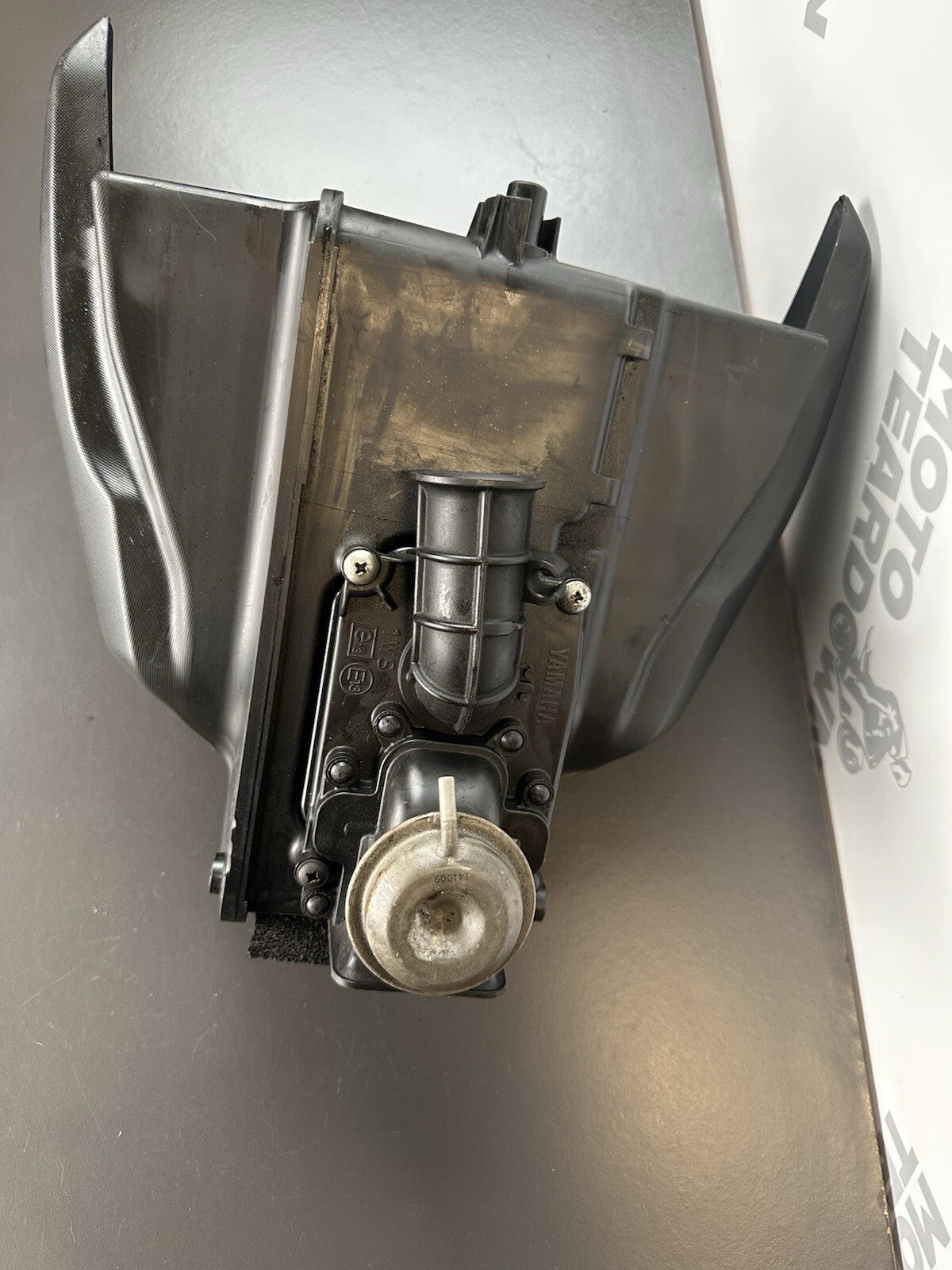 d27d03ec-297f-4e05-9886-3c330ff77dab