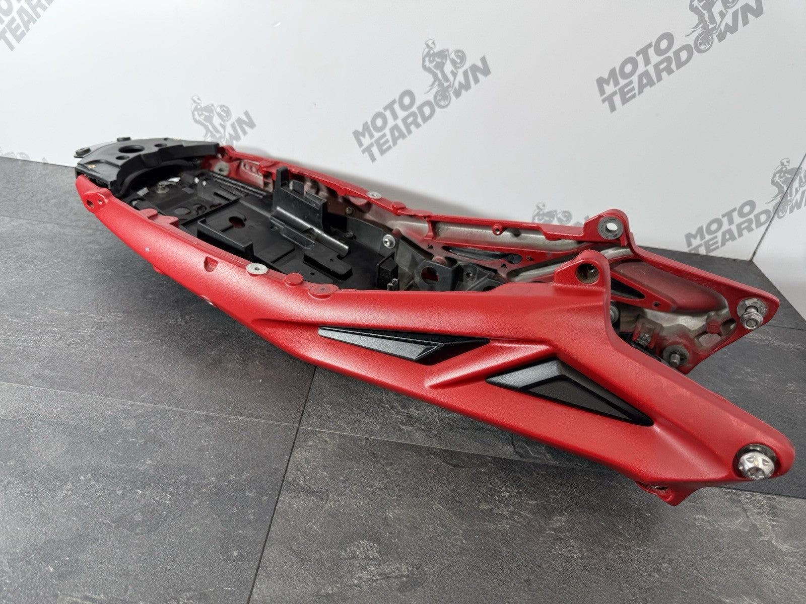 3c868ef3-c1c0-4798-bdd9-94589cb953ce