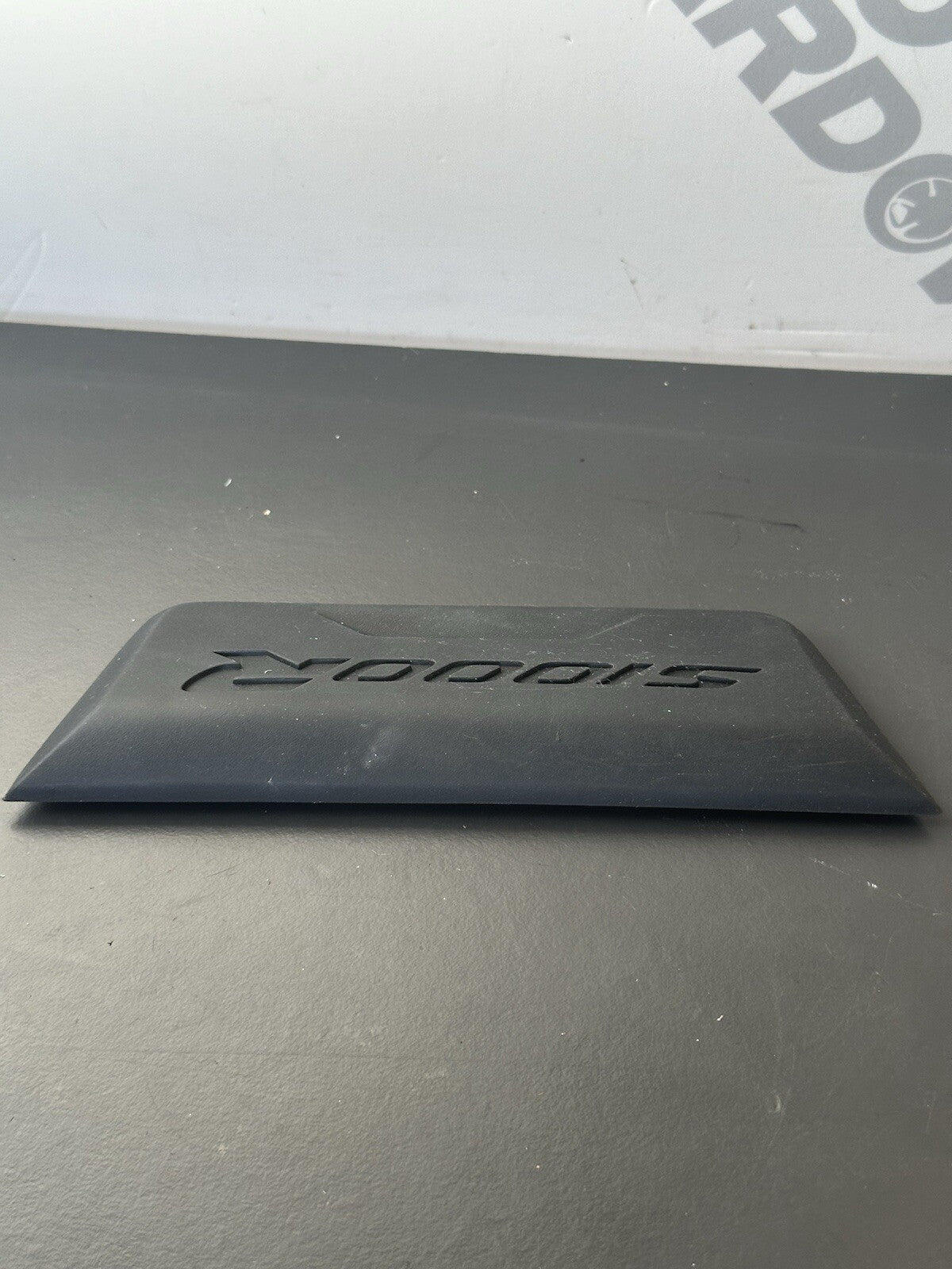 BMW S1000R REAR SEAT EMBLEM FAIRING COVER 8533891 2014-2020 BMW S1000R Emblem