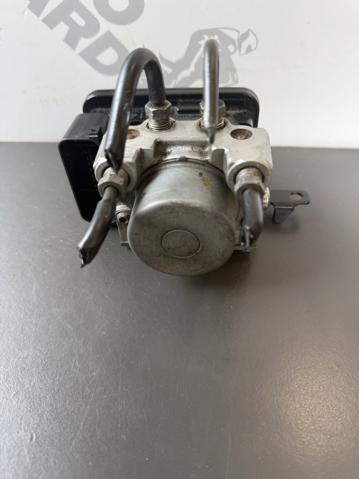 Triumph Street Triple 675 R 2015 ABS Pump Module Brake Pump 2013-2016 OEM Rear