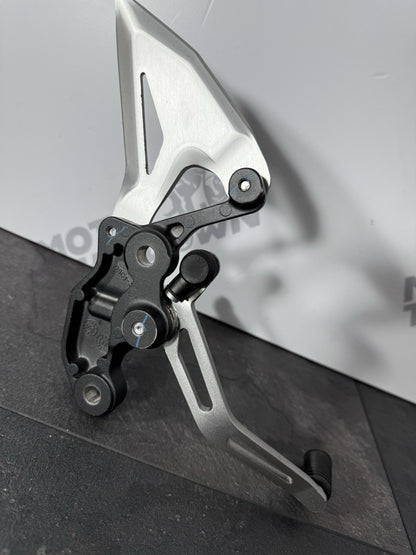 73907b25-3b92-4e17-a8da-d9d7e39789da