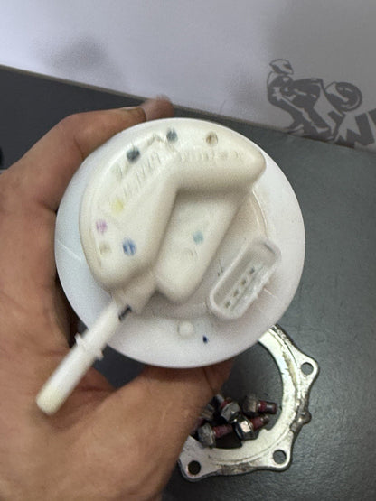 c6baa910-5f41-4a93-a695-75ff20e1198b