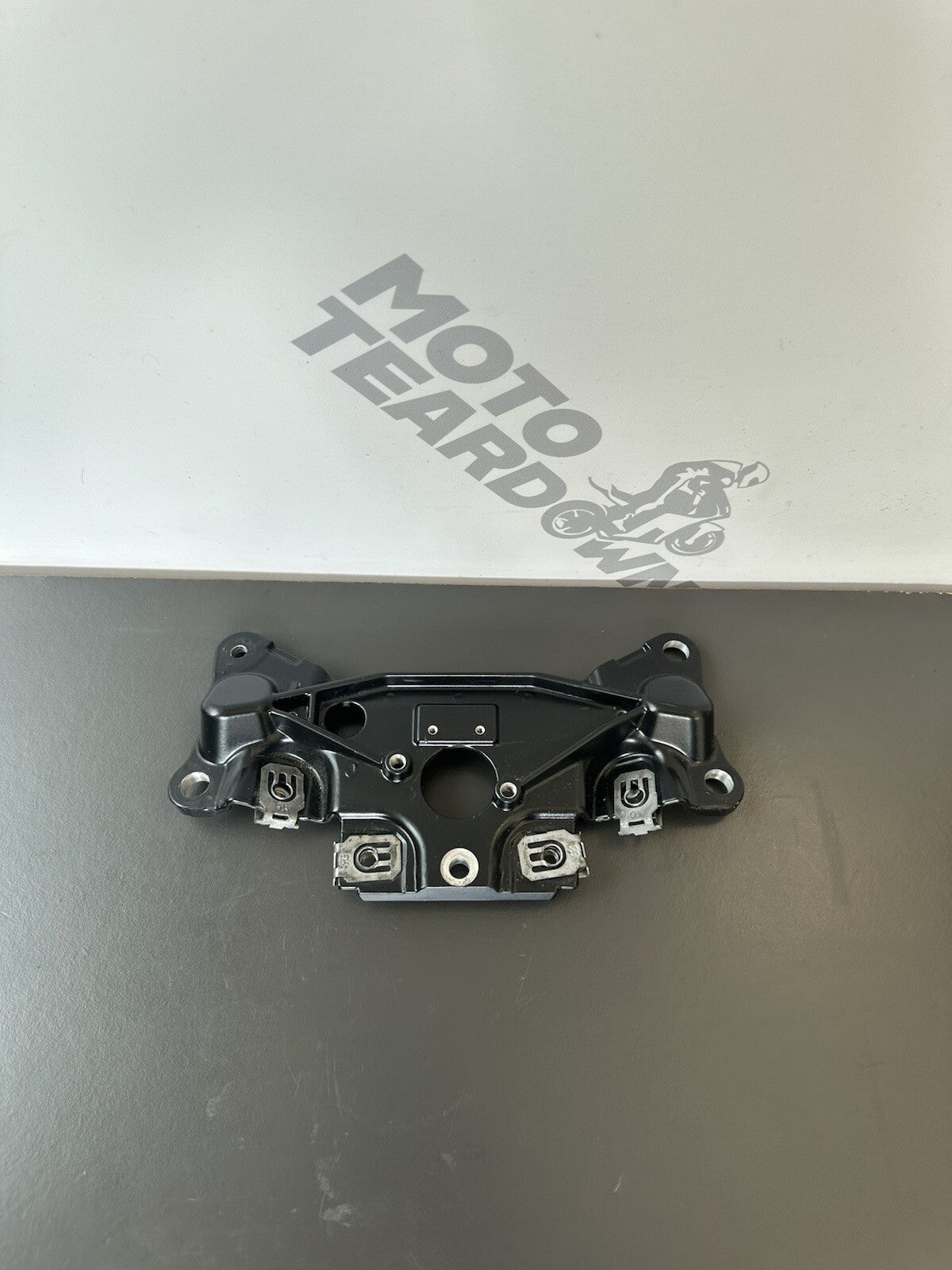 Triumph Speed Triple RS 1050 2018-2020 rear subframe Front Bridge T2071499 OEM