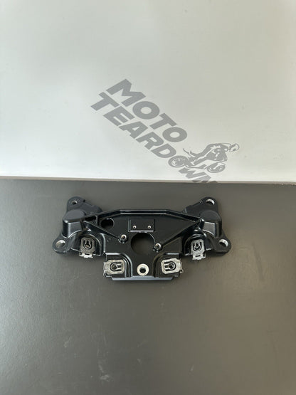 Triumph Speed Triple RS 1050 2018-2020 rear subframe Front Bridge T2071499 OEM