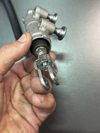 4ac8385f-b697-4862-9412-d0fd5b3c5a5c