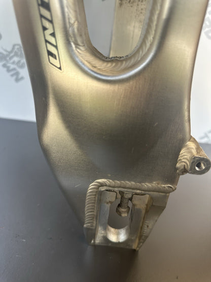 HONDA CBR1000RR Swing Arm Rear Swing Arm 2004 2005 RR-4 RR-5 Honda CBR1000 swing