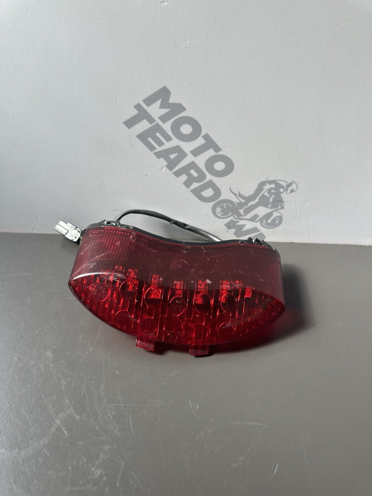 TRIUMPH STREET TRIPLE 675 675R BRAKE TAIL LIGHT - REAR LIGHT BRAKE LIGHT 2007-11