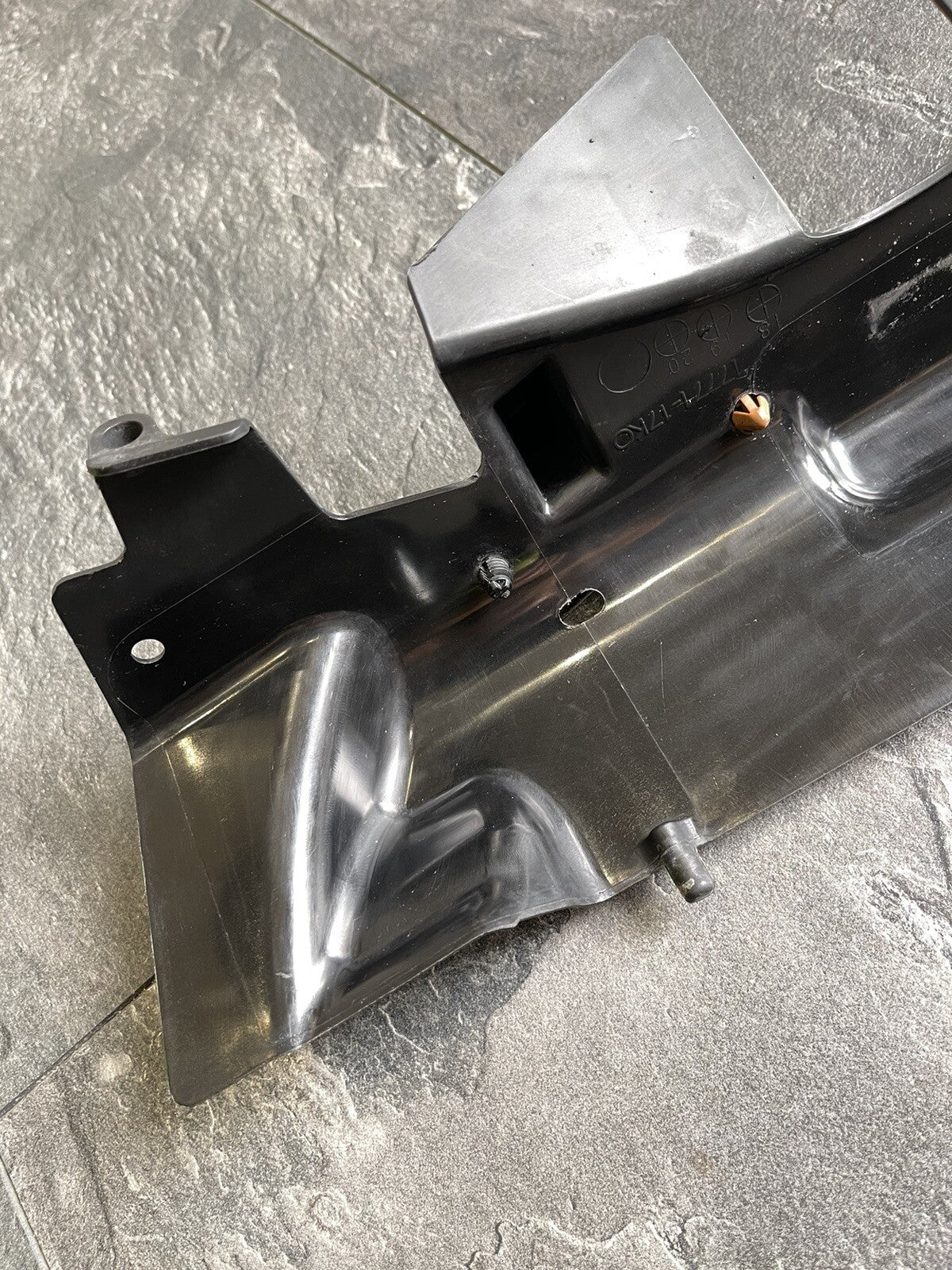 Suzuki GSXR 1000 2017 Engine Splash Guard Rad 2018 AL7 2017-22 Only 5129 Miles